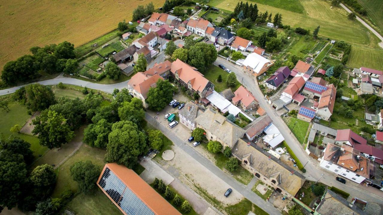Gutshaus Von Bismarck Lägenhet An der Schmucke Exteriör bild